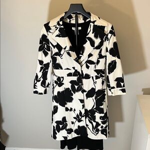 White House Black Market Black and White Floral Blazer